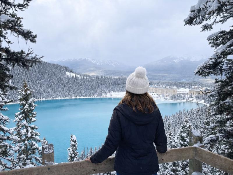 Explore Banff National Park – Premium Full-Day Guided Tour